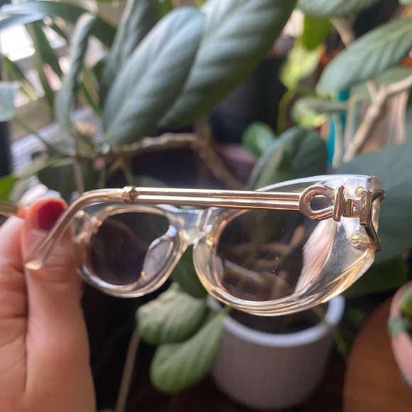 Le Specs x Missoma Hydrus Link in Fawn main image 5